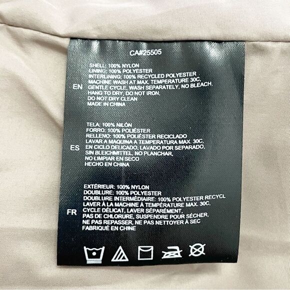 NEW Noize Bonita Holographic Puffer Jacket Size XS Metallic Tanzanite Ski Sporty - Picture 12 of 16